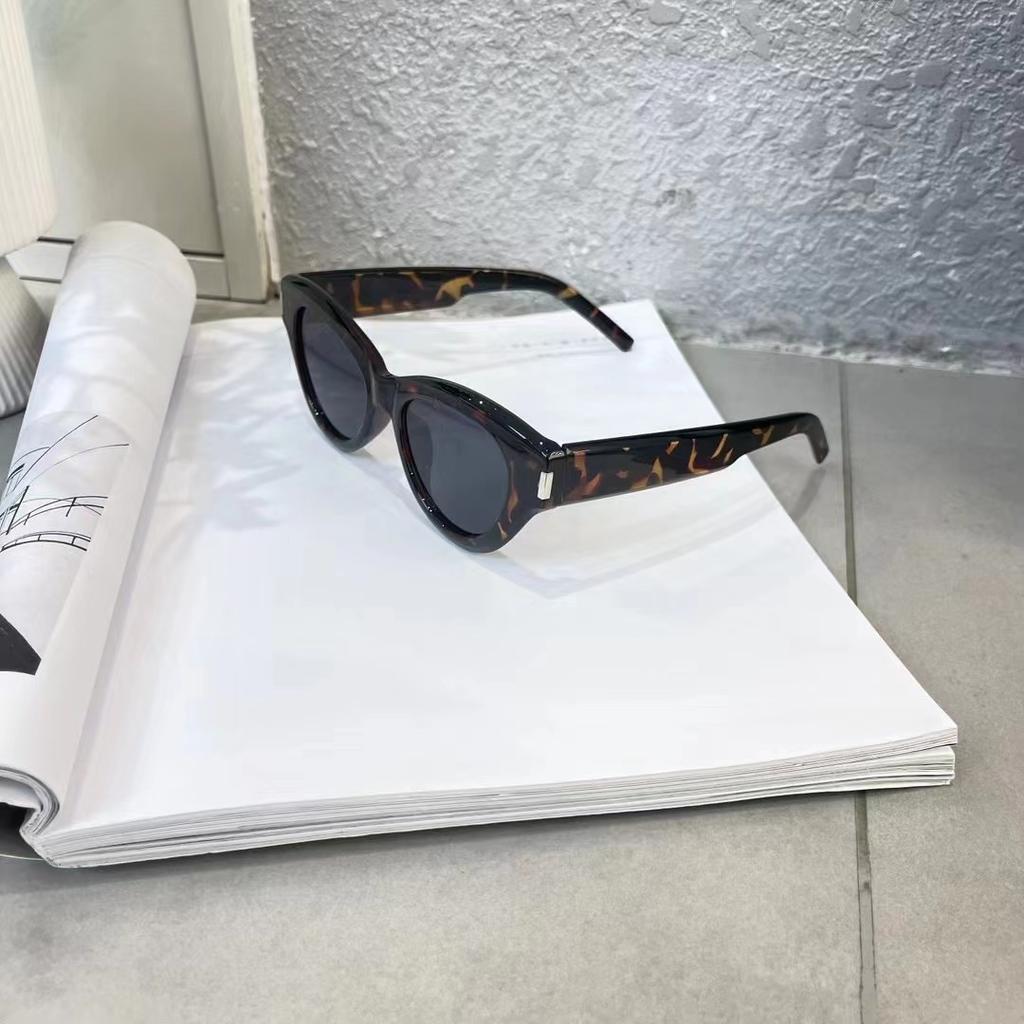 Cat Eye Shape Popular Sunglasses New Style Uv400 Protection Men'S Sunglasses Holiday Travelling Woman Sun Glasses