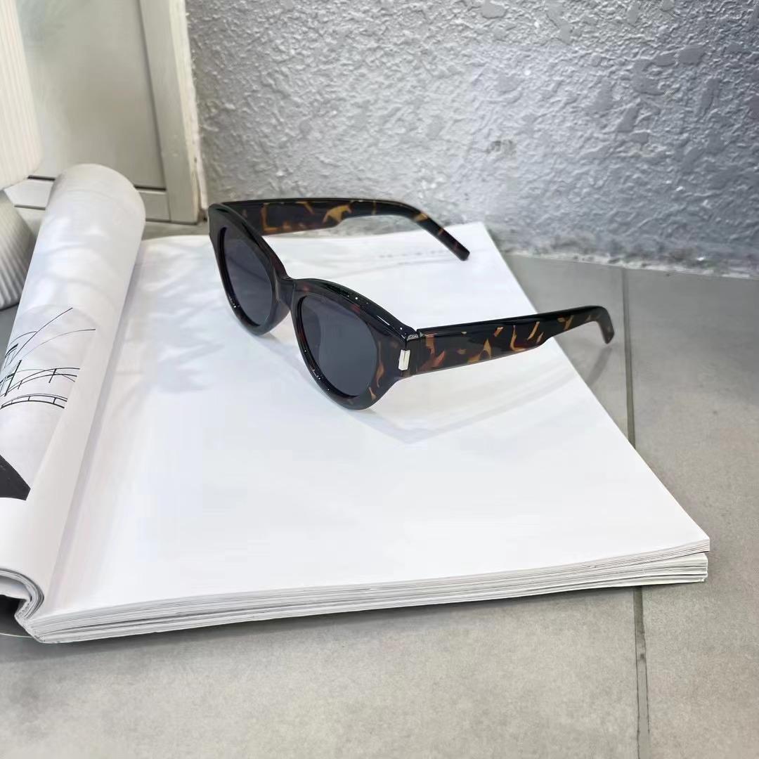 

Cat Eye Shape Popular Sunglasses New Style Uv400 Protection Men S Sunglasses Holiday Travelling Woman Sun Glasses