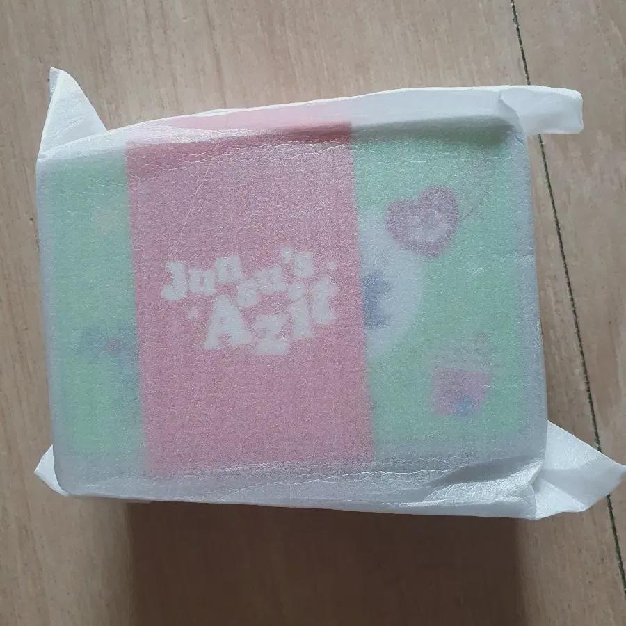 

Kim Jun Jun Xia Popup Store Memory Game