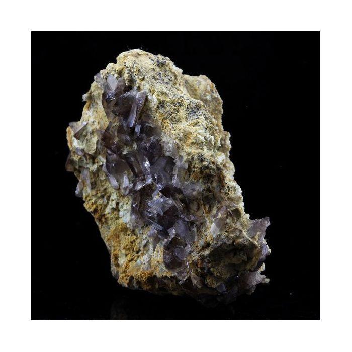 Pierres et Minéraux. Axinite. 94.5 ct. La Balme d'Auris, Bourg d'Oisans, Isère, France..