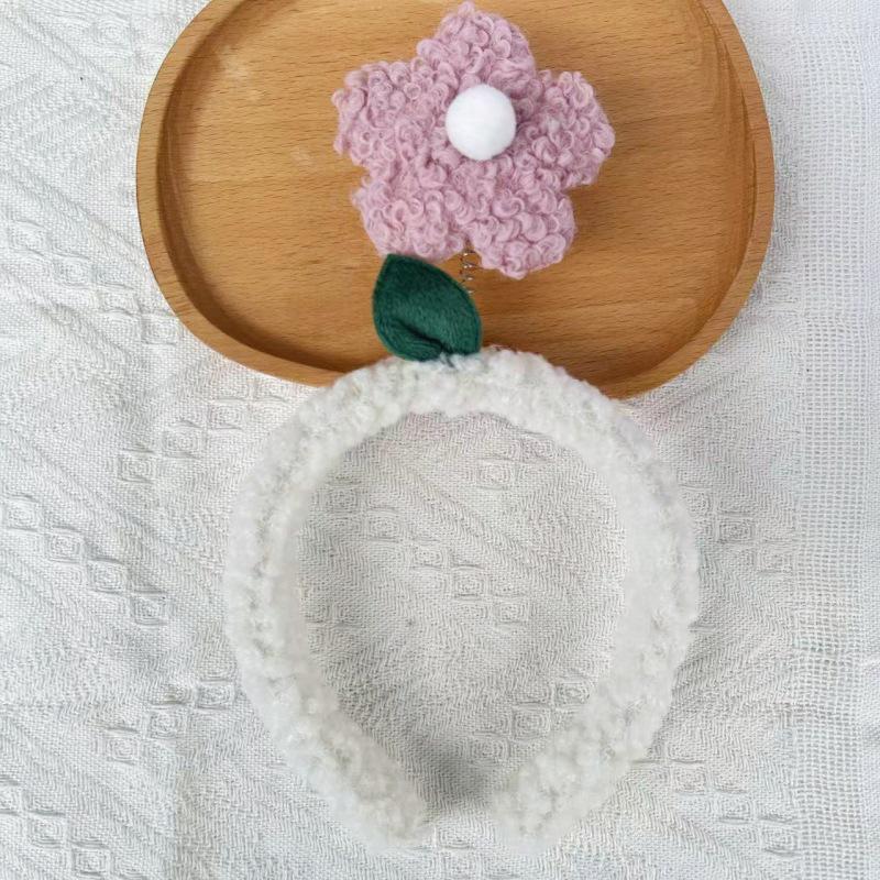 Cartoon Plush Headband: Cute Hair Accessory for Women & Kids, Perfect for Face Washing
