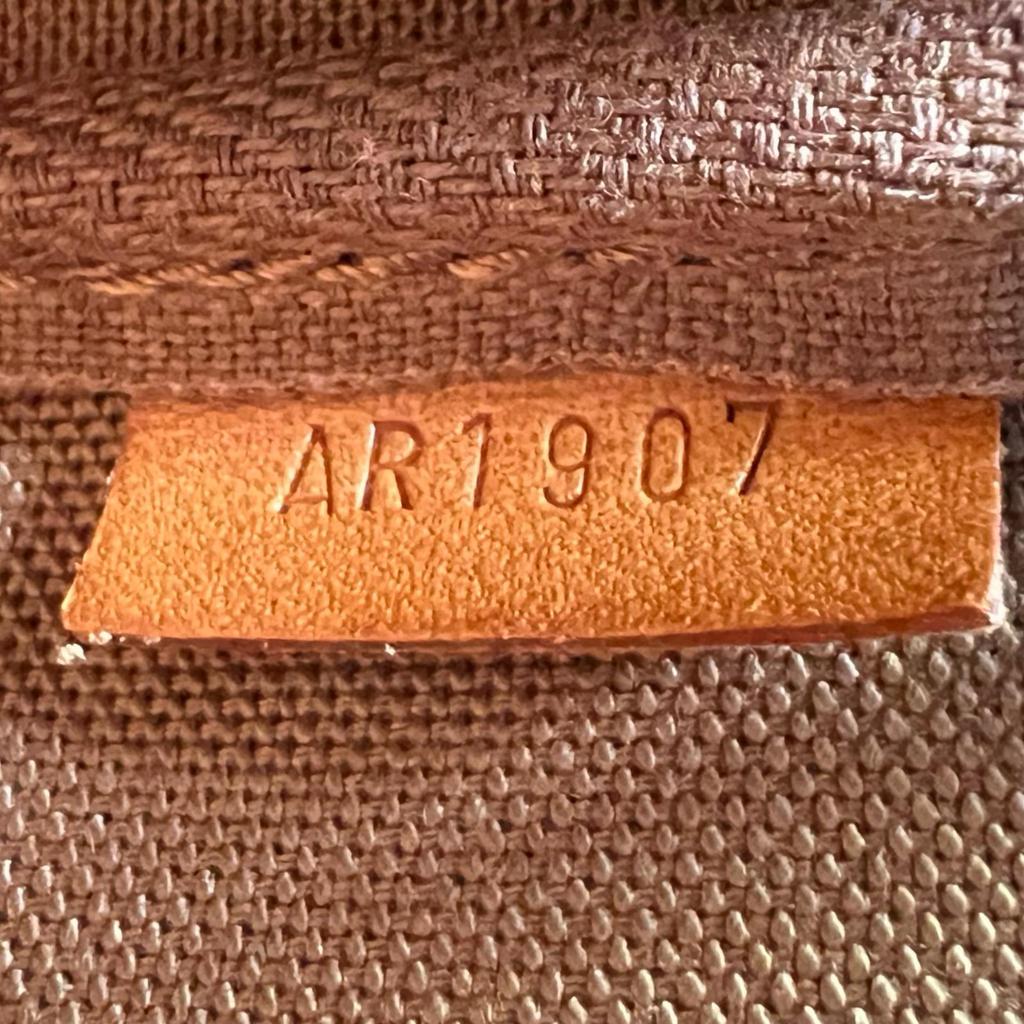 LOUIS VUITTON Pochette Accessoires M51980 Pouch Brown Women used