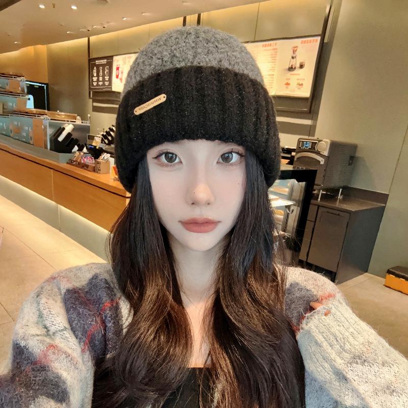 Women's Wool Hat with Autumn and Winter Versatile Big Head Wool Knitted Hat Showing Face Small Loose Thickened Warm Ear Protection Cold Hat