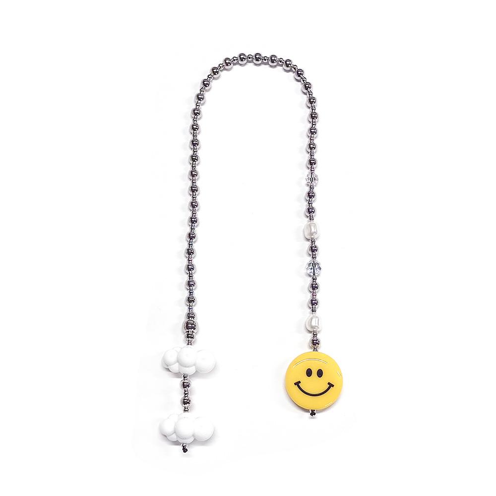 Handmade Woven Acrylic Beaded Heart Pendant: Stylish Versatile Bag Charm