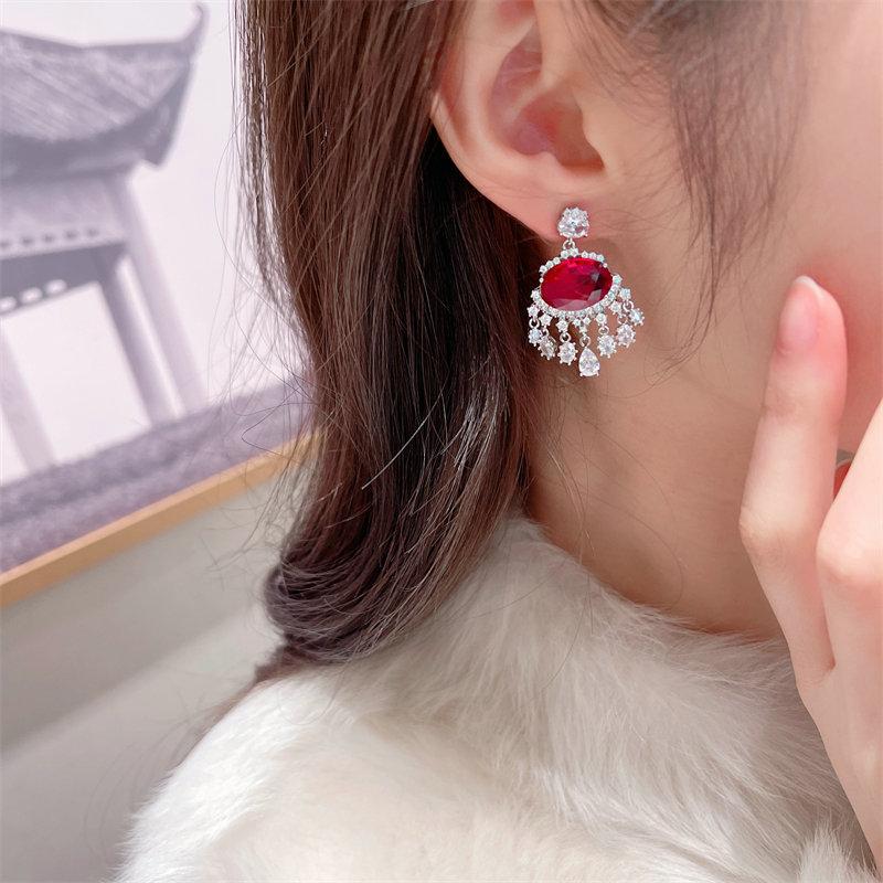 New Light Luxury Fashion Earrings Sweet Girly Heart High -End Super Fairy Temperament Micro -Inlaid Zircon Tassel Earrings