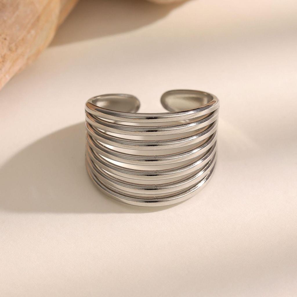 Women's Gold French Retro Stainless Steel Open Ring - Fade-Resistant, Multi-Layered Titanium Design