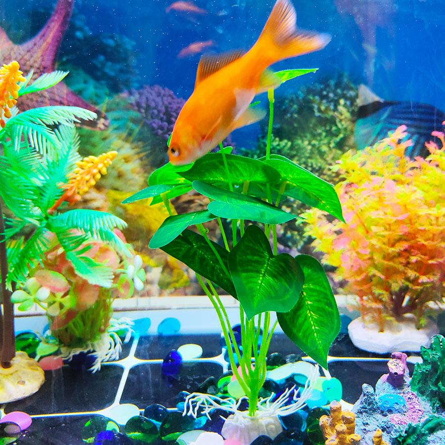 Large Green Leaf Fake Water Plants | Vibrant Plastic Aquarium Decor | Perfect for Fish Tanks, Vases & Desktop Decor – Realistic Aquatic Plants