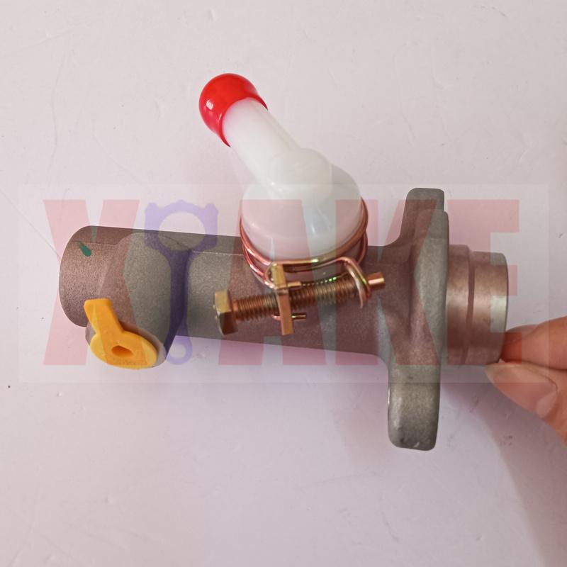Clutch Master Cylinder for Yuejin NJ1063 1605Z56-100B