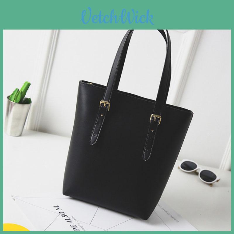 Elegant And Stylish Women Pu Leather Shoulder Bag With Soft Surface And Zipper Closure