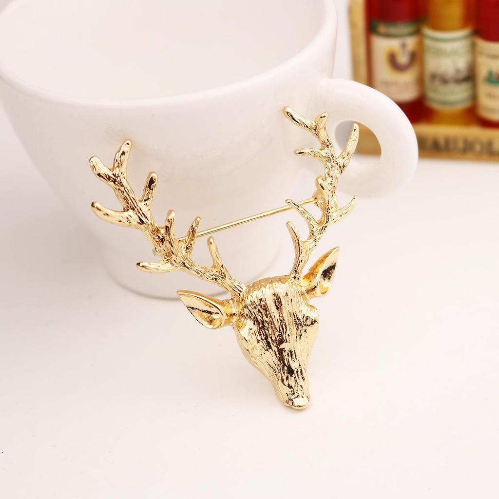 Vintage Long-Horned Deer Brooch - Elegant Elk Head Pin for Men and Women