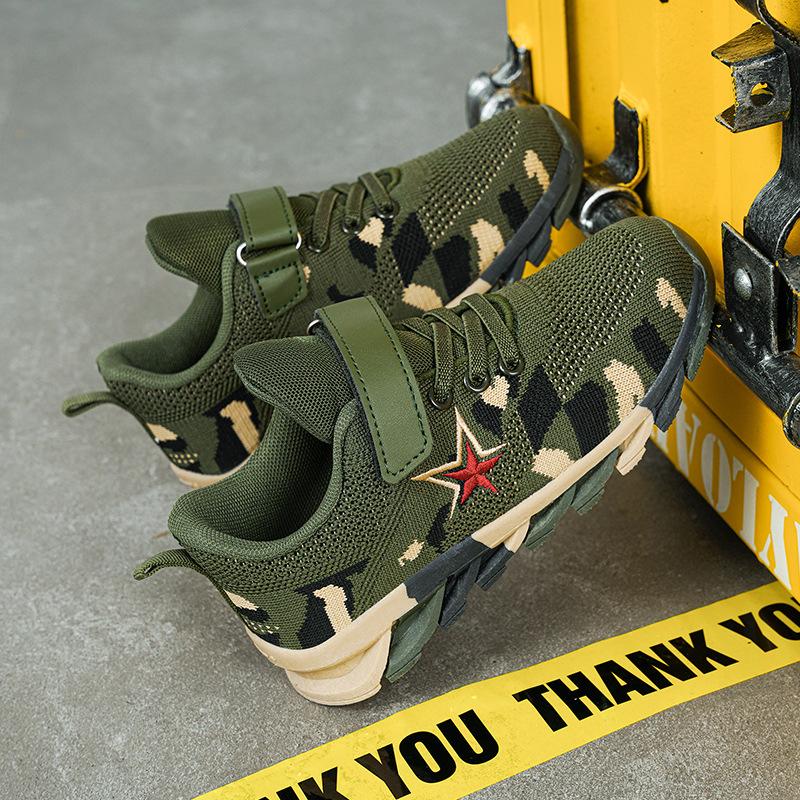 Boys and girls spring and autumn new children's outdoor military training shoes medium and older children's lightweight Velcro sneakers