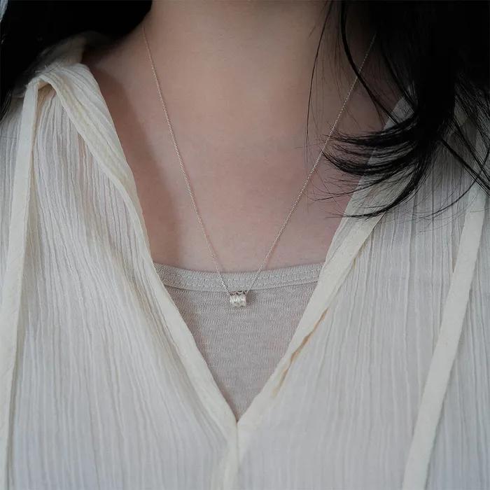 ceres necklace II