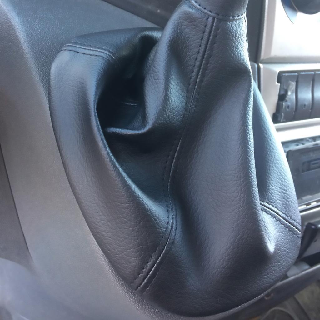 5801265777 LHD Manual Gear Shift Boot Gaiter For Iveco Daily IV 2006 2007 2008 2009 2010 2011 PU Leather Gear Stick Cover with Plastic Frame