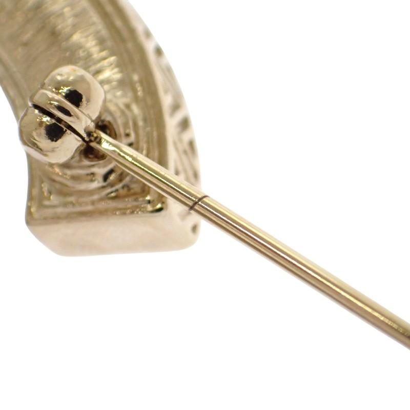 CHANEL  Brooch gold metal Women