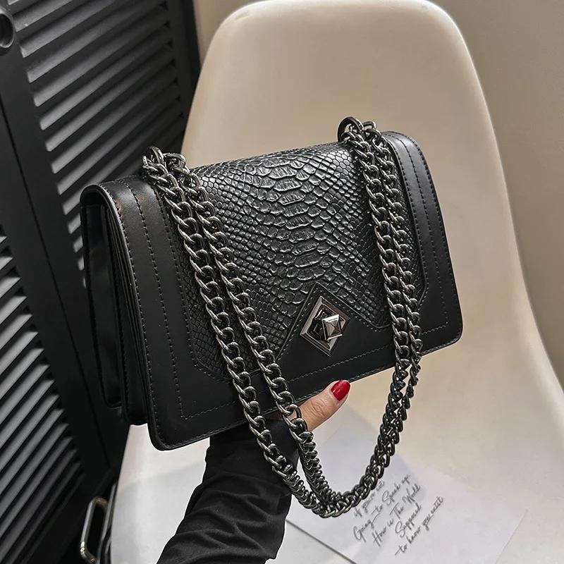 Geantă de umăr retro crossbody pentru femei metal turn lock decorare cântare de pește PU material lanț moda doamnelor