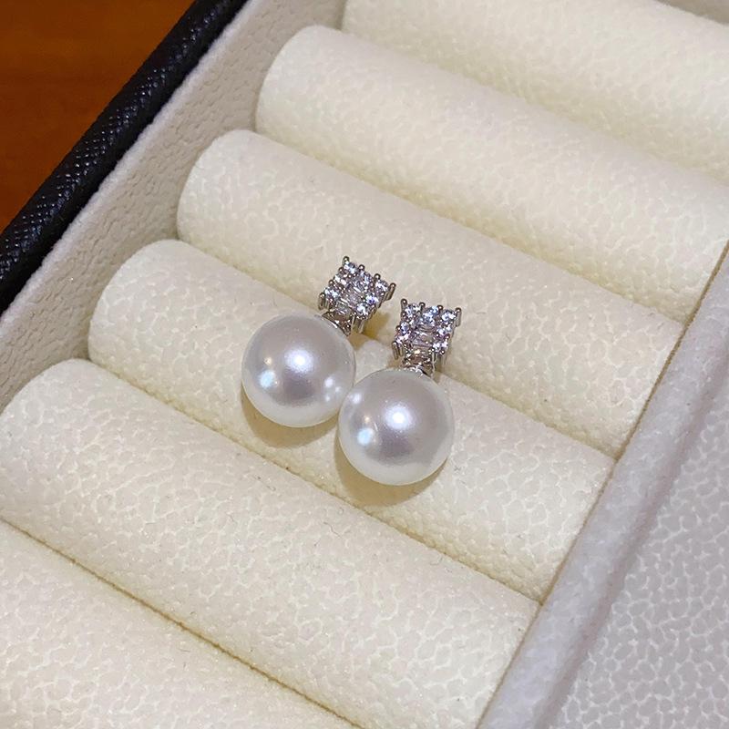 French Pearl Tassel Earrings: Retro, Luxurious, High-End Statement Pieces for Women – Perfect for Autumn and Winter