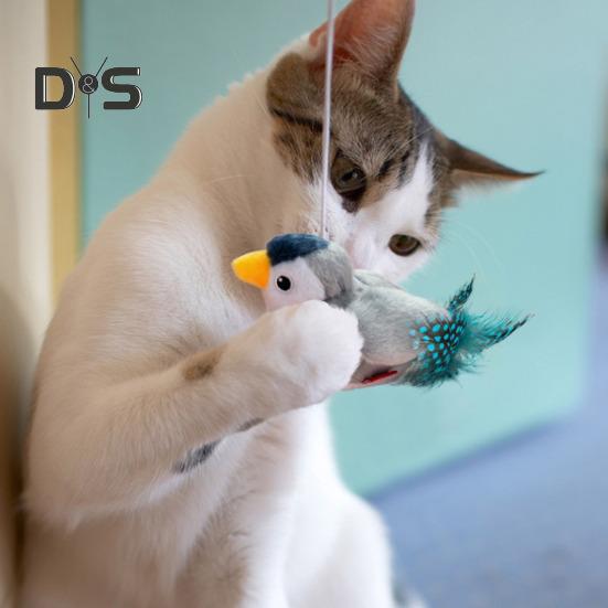 Păsări interactive ciripit Jucărie de pisică Simulare Aripi batătoare Păsări de pluș Activare la atingere Jucărie electrică de păsări zburătoare pentru pisici și câini