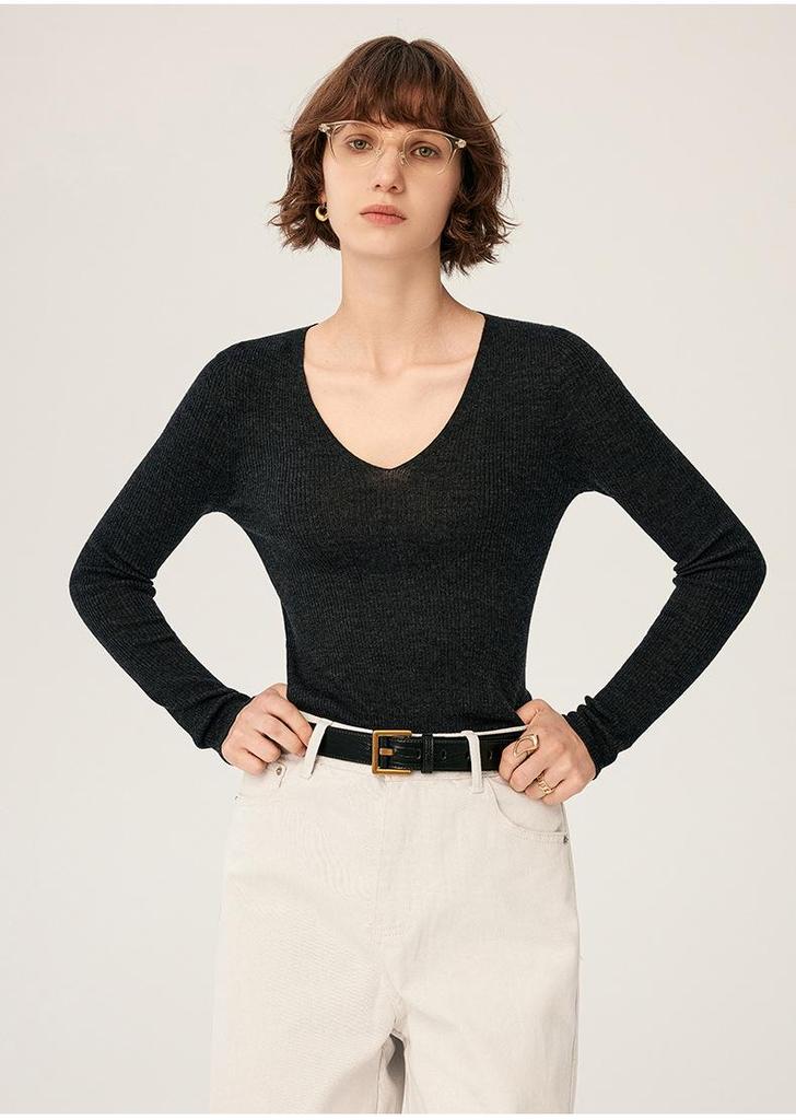 18-Gauge One-Piece Fine-Spun Chicken Heart Collar 100% Wool Women's Long-Sleeve V-Neck Slim-Fit Base Layer Shirt