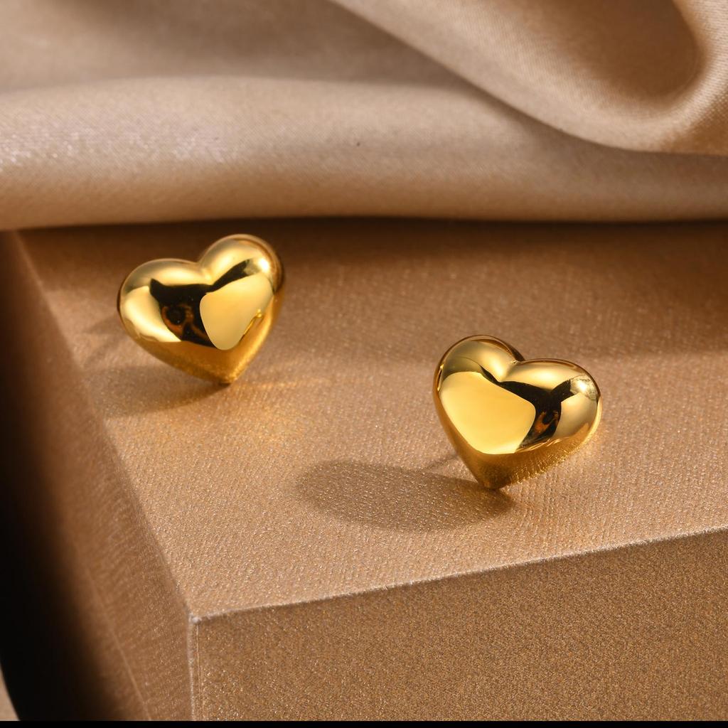 Minimalist Fashion Stainless Steel Heart Shape Stud Earrings For Women Gold Color Heart-Shaped Earring Fashion Jewelry Giftss