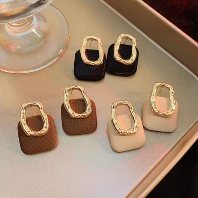 Elegant Irregular Square Geometric Metal Earrings for Women Korean Sweet Cute Party Wedding Fashion Jewelry Gifts