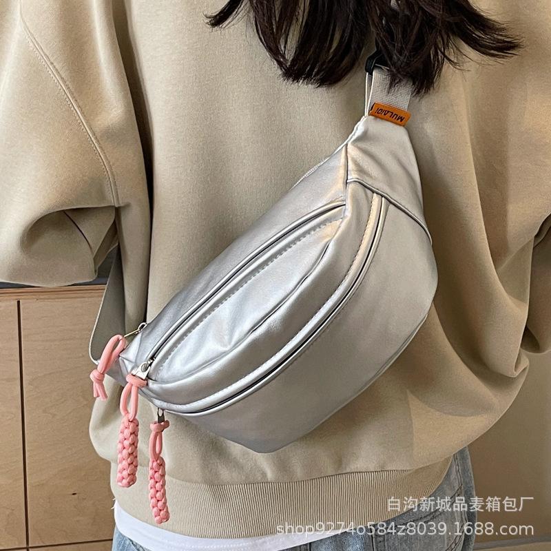 Internet Celebrity Popular Small Bag Women's Bag 2025 New Trendy French Niche Design Fanny Bag Fashion Breast Bag Messenger Bag