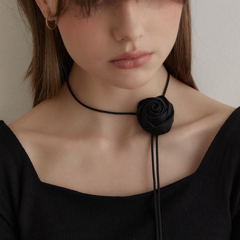 Tatiana Glory Rosette Loop Tie NZ2121