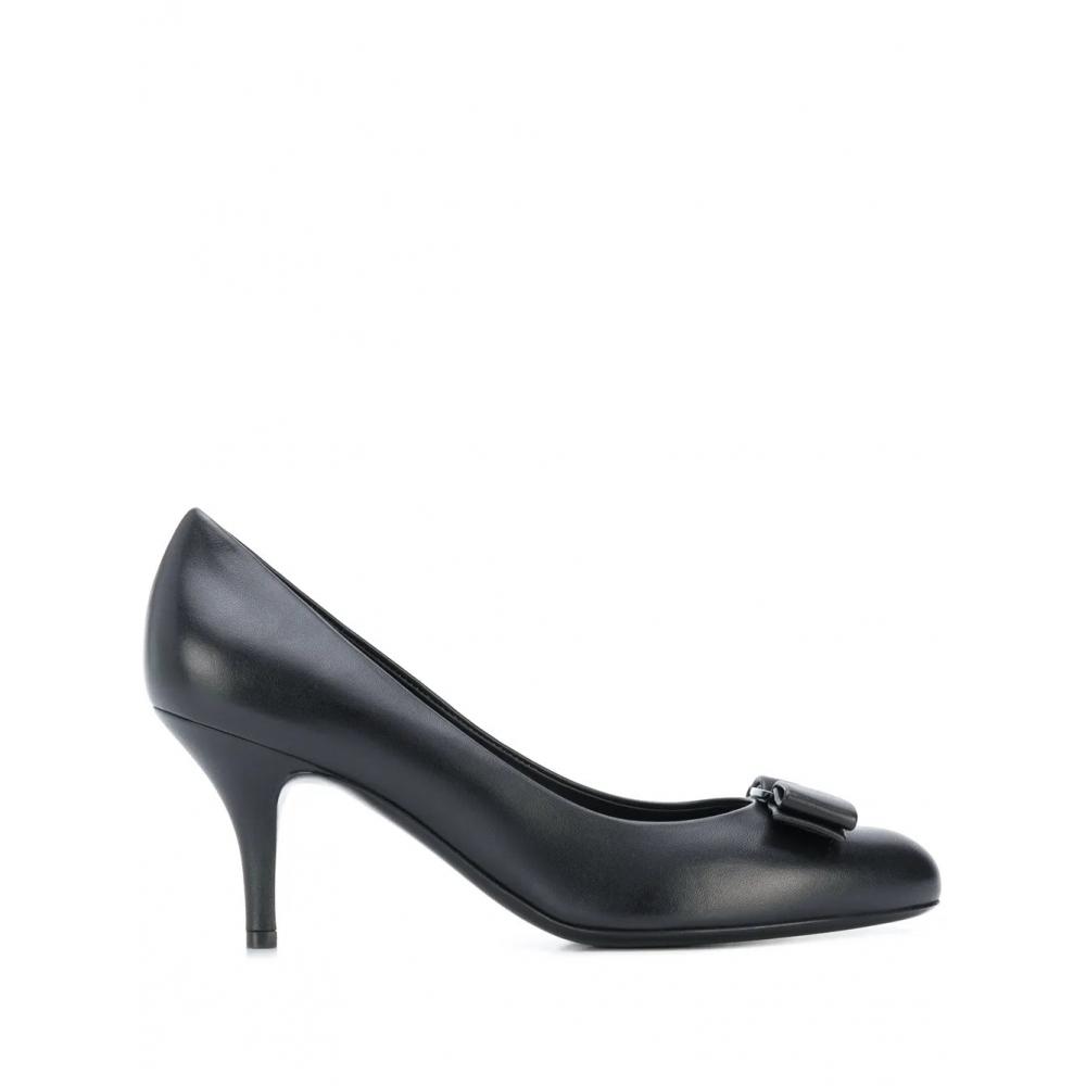 Salvatore Ferragamo Ferragamo Carla Bow Detail Pumps Black