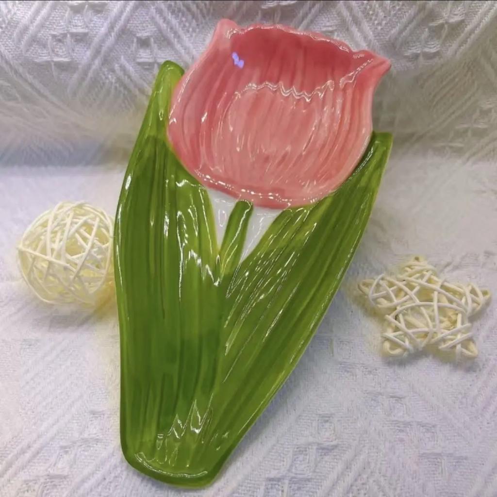 High temperature tulip plate, French romantic ins, high-grade ceramics, desserts, fruits, girly hearts, plates, jewelry