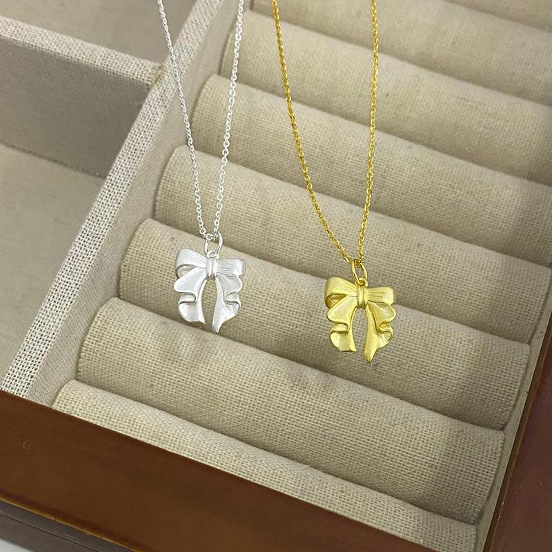 Leichte Luxus Schleifenkette für Damen mit fortgeschrittener Persönlichkeit, Süße und sanfte Schlüsselbeinkette