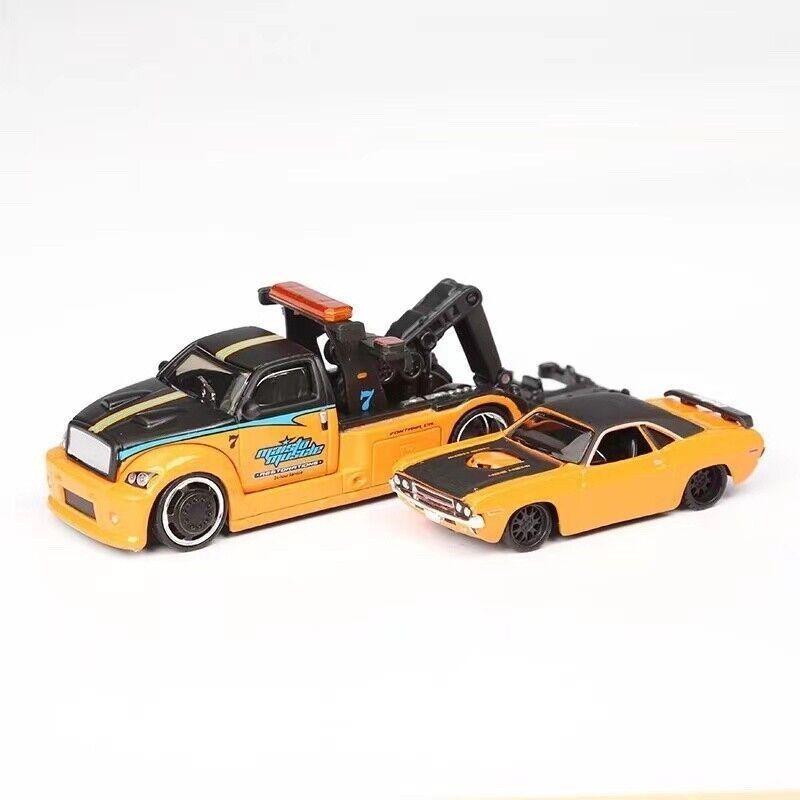 

Мойкирпичный дом 1:64 Эвакуатор с прицепом Dodge Challenger RT 1970 года, модель металлического автомобиля, новая коллекция
