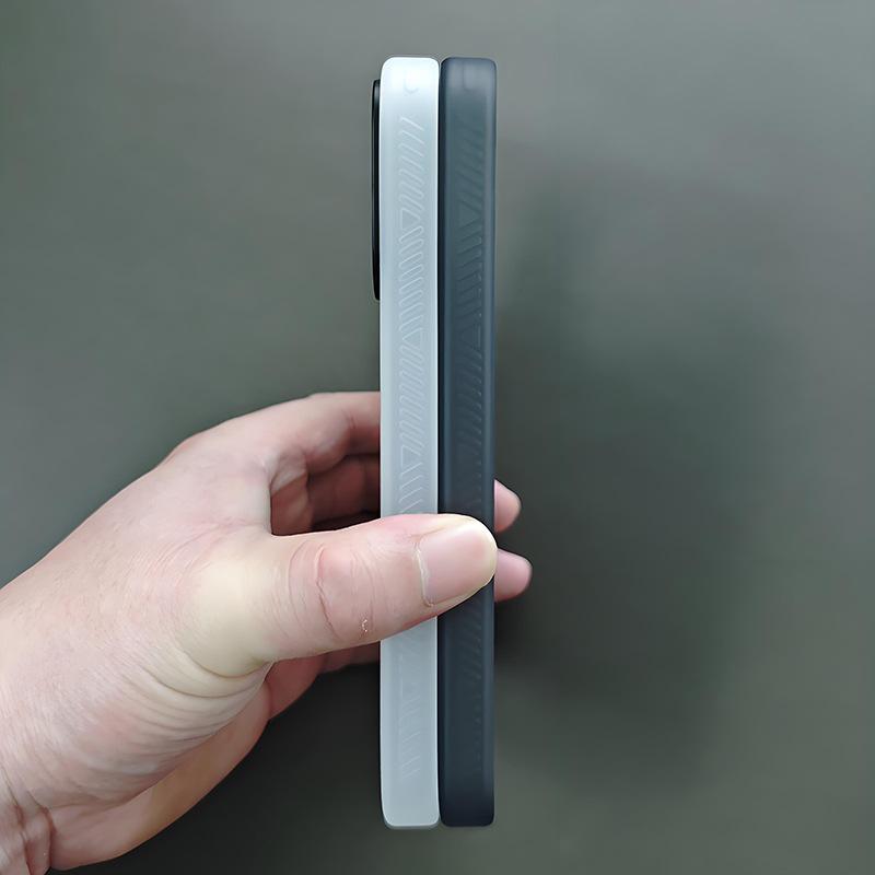 Étui de Protection Magnétique Fin Noir Mat Translucide Givré de Luxe pour Xiaomi Poco F9 F8 Pro Ultra Léger Toucher Peau de Bébé Housse de Protection Téléphone