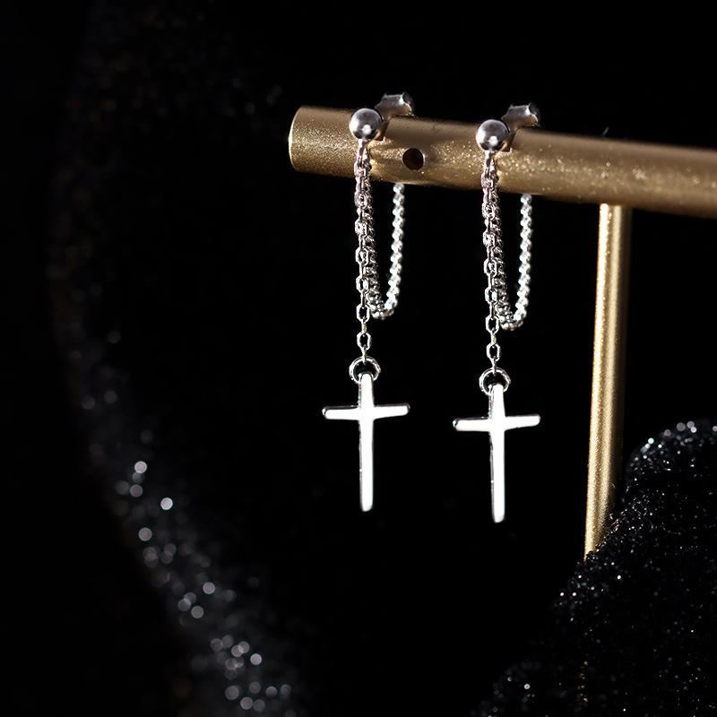 Cross Earrings And Earrings For Women, With A Cold And Niche Design, Fashionable Temperament, Sweet And Cool Earrings And Ear Accessories.