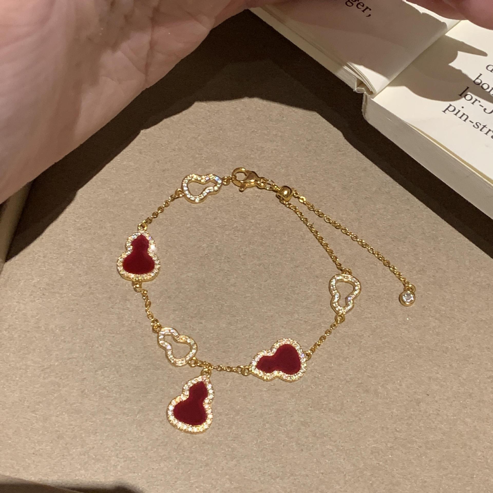 

Браслет-подвеска из циркониевого ацетата в форме тыквы, Новый китайский модный универсальный браслет, Легкая роскошь, нишевые темпераментные украшения