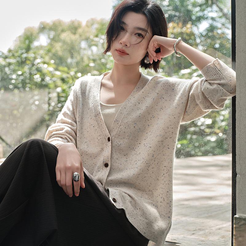 Women's V-Neck 100% Cashmere Cardigan: Autumn Winter Korean Style, Loose Fit, Slimming Single-Breasted Knit Sweater