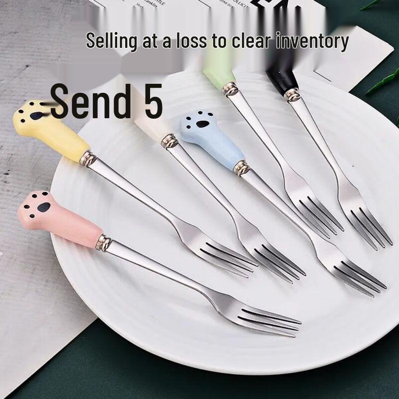 Cute Cat Paw Wooden Fruit Forks (2-Pack)