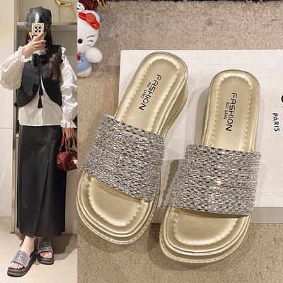 Nya plattformstofflor dam sommar mode trend öka strass sandaler