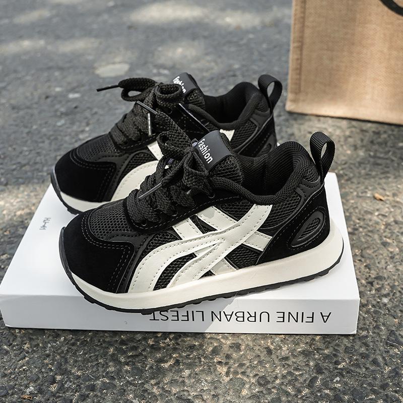 

Children s moral training shoes 2025 spring and autumn new boys mesh breathable casual shoes girls running shoes versatile shoes 37 чёрный