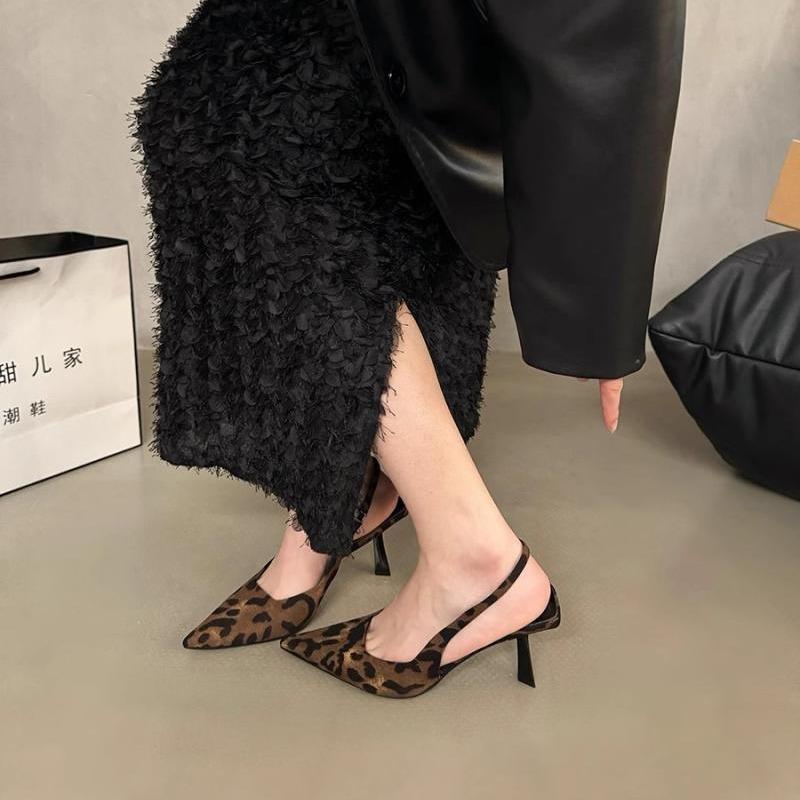 Pointed high heels women's 2025 new niche single shoes black temperament French sandals spring and summer sandals women's shoes