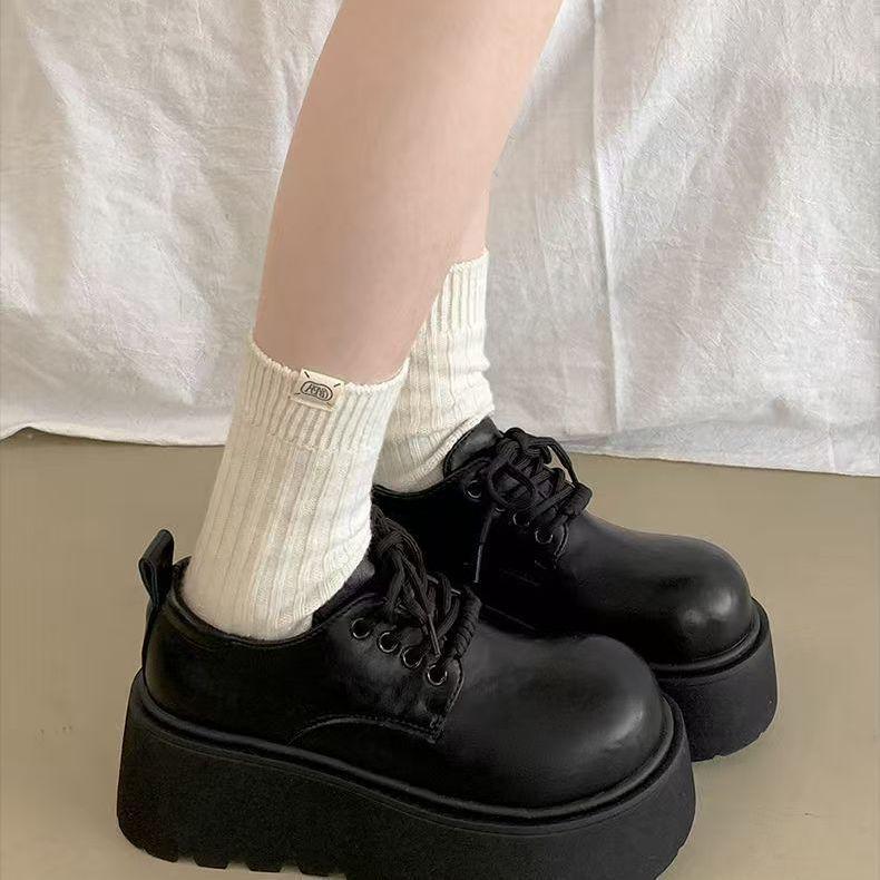 Muffin platform small leather shoes women's 2025 autumn and winter new white British style round head lace-up versatile Japanese single shoes