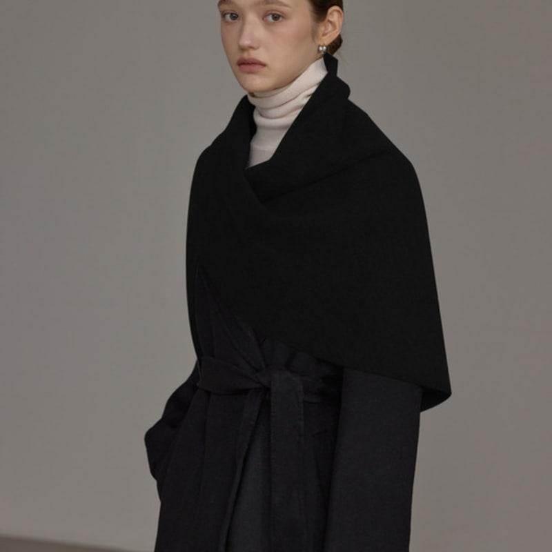 hyyk Lambs Wool Muffler Cape_Black