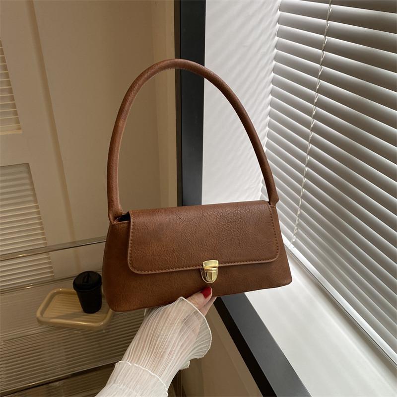 

Fashionable Small Square Bag In Black Brown And Beige Perfect For Everyday Outfits кавовий