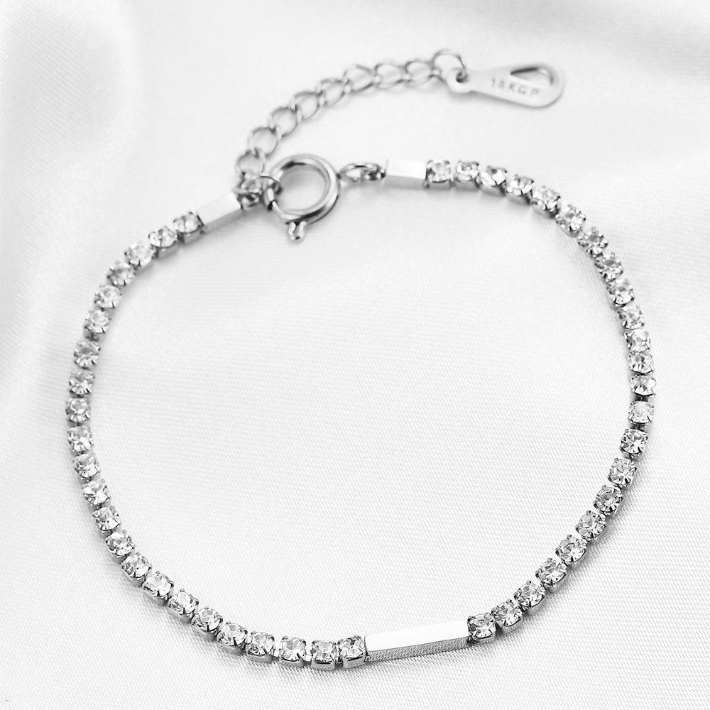 Elegant 4MM Zircon-Inlaid Stainless Steel Bracelet for Women