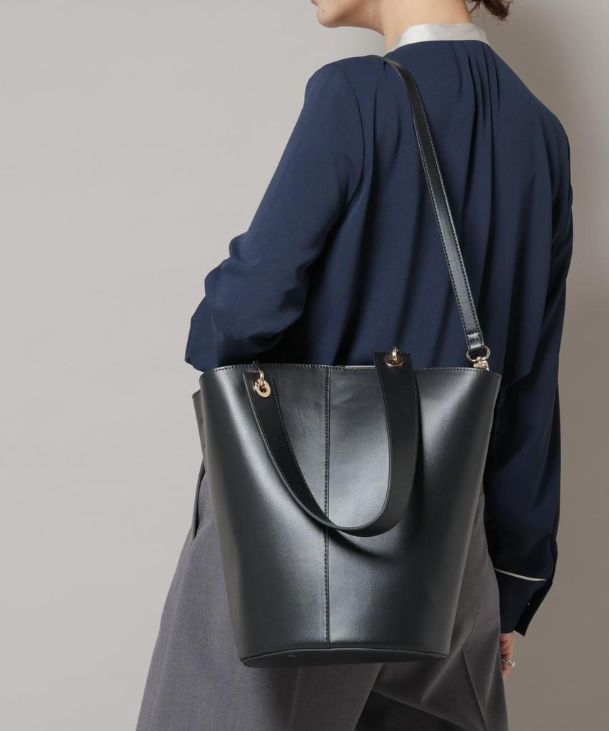 Nano Universe Asymmetrical Handle Bucket Tote, Women's, F 010, Black, 669-5232302