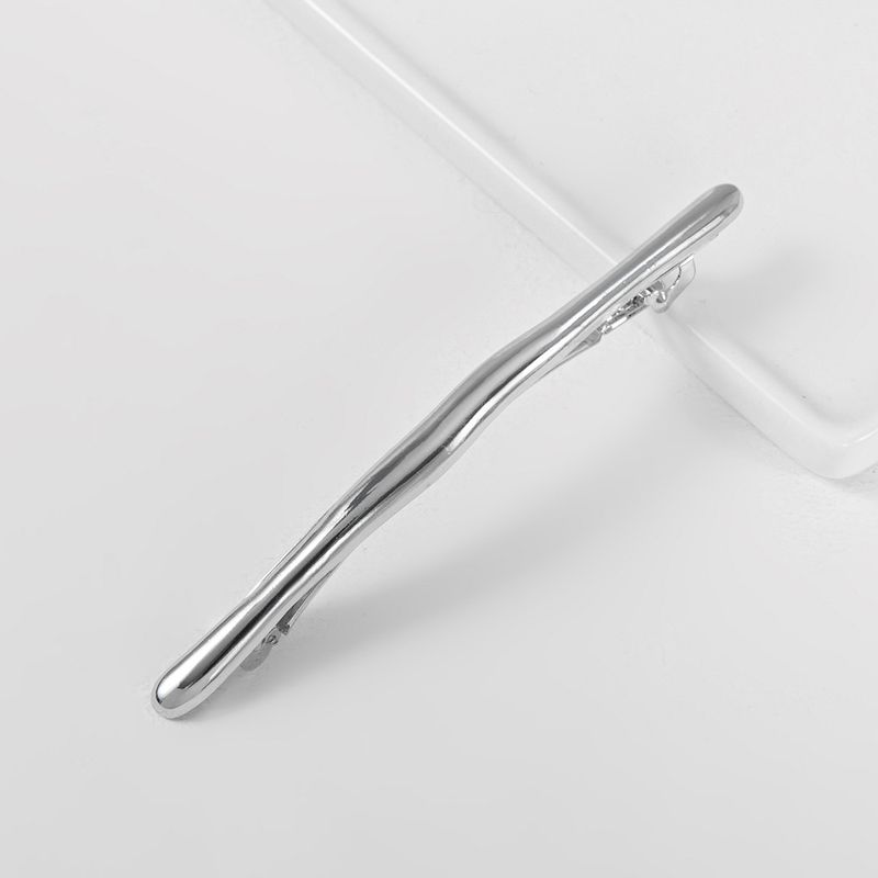 1pc Minimally designed metal spring clip with a modern and unique style, featuring a front side clip and a back headpiece