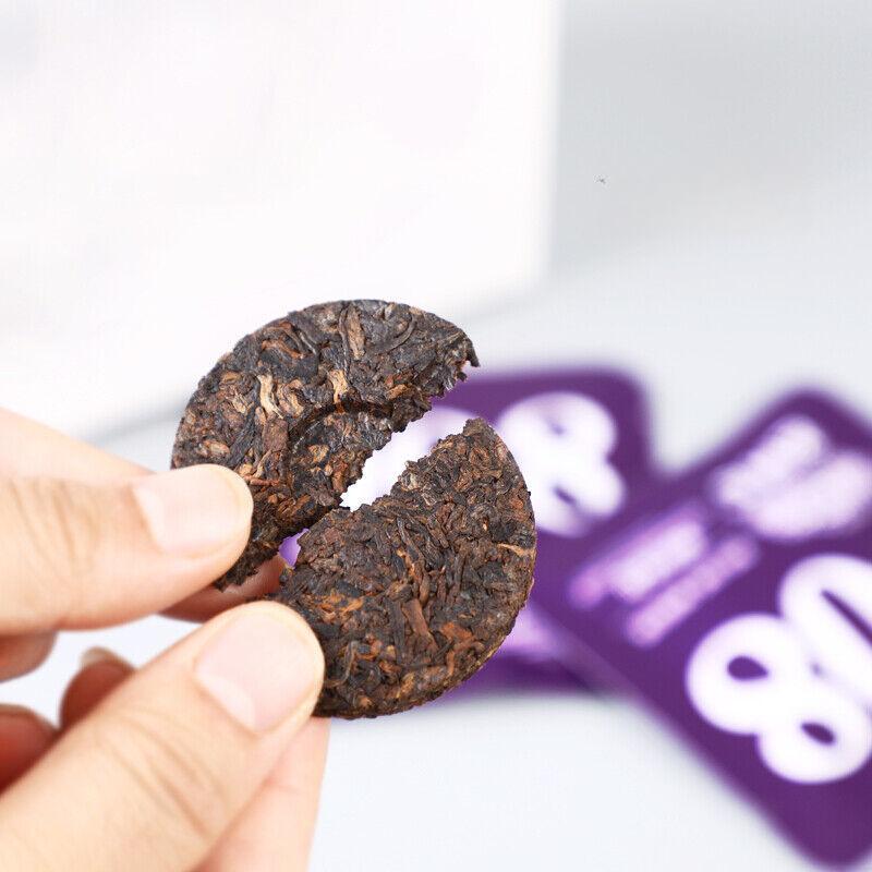 Animal Lao Tong Zhi Vechiul Camarad 908 Mini Prăjitură de Ceai Pu'er Puer 240g Matur