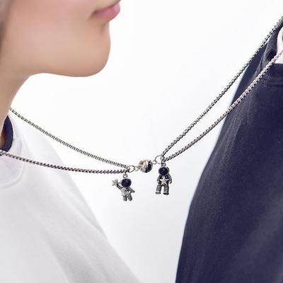 1Pair Magnetic Couple Stainless Steel Necklace Cartoon Astronaut Pendant Jewelry