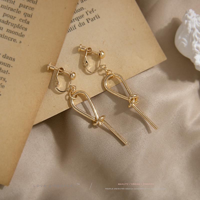 Elegant Retro Knot No-Pierce Adjustable Metal Ear Clips