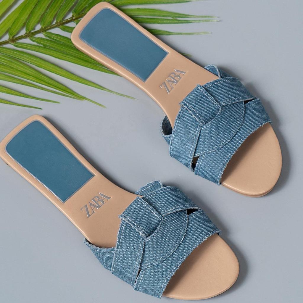Sommer Designer Frau Flache Neue Hausschuhe Gewebt mit Bequemen frauen Schuhe Casual Bottom Hausschuhe Frauen 2024 Neue