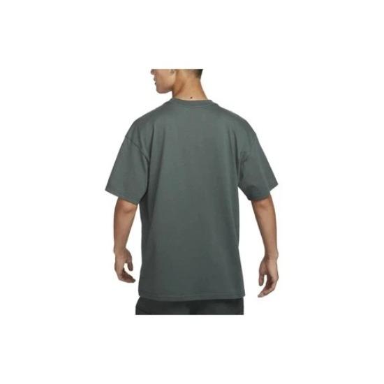 Nike Men's Green Loose-Fit Letter Print Crew Neck T-Shirt HQ3671-338
