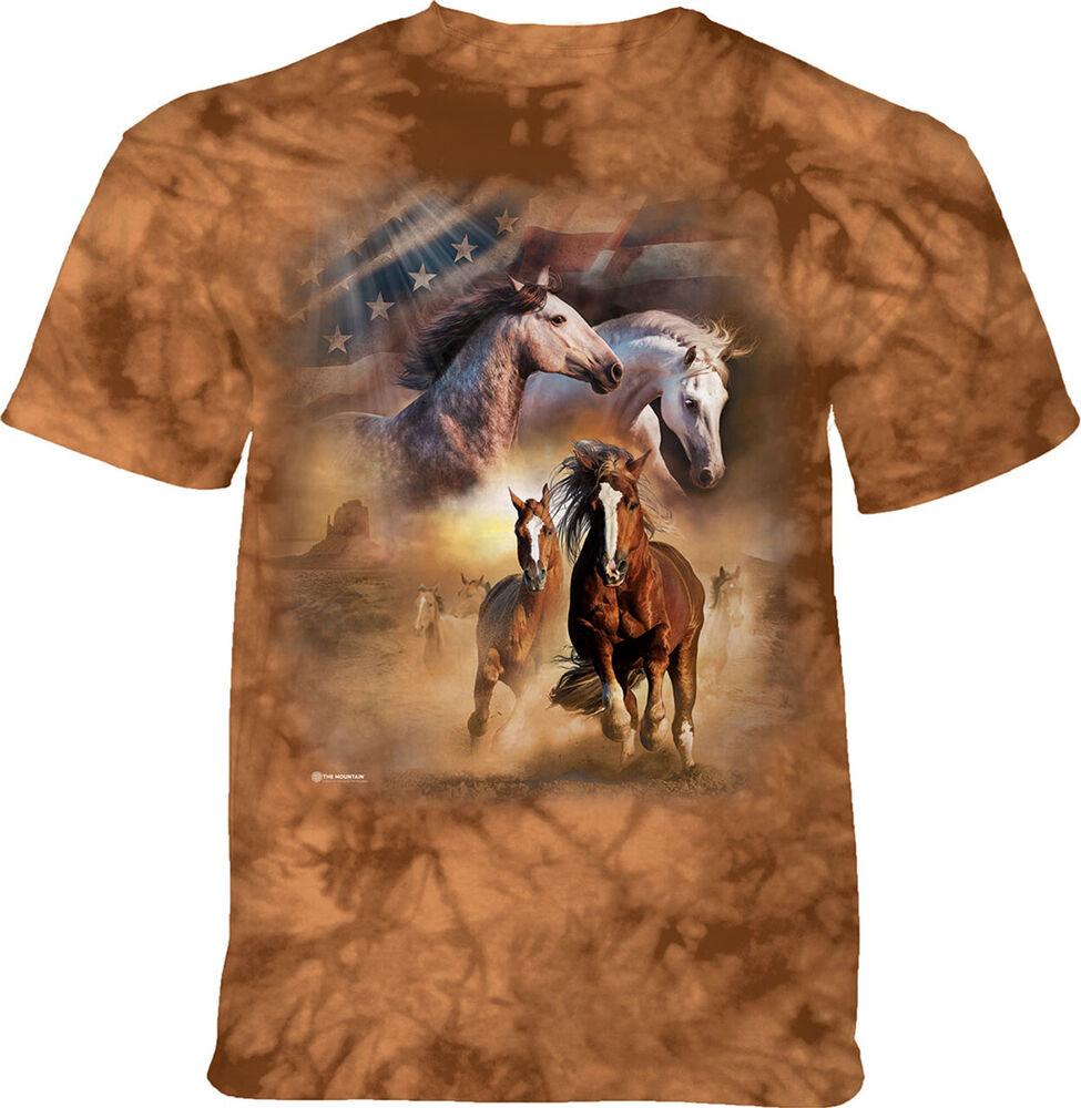 

Футболка унисекс с флагом Horse Born Free Gallop Horses Equine Western Spirit The Mountain S